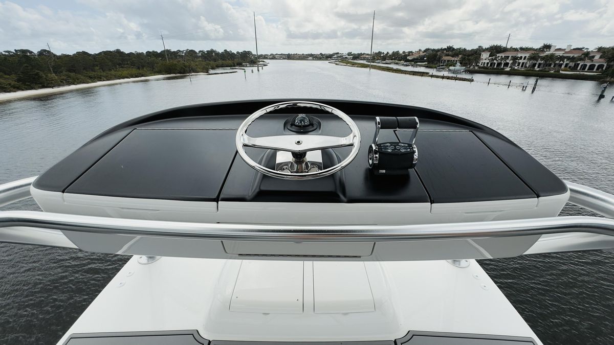 2019 Viking 80 