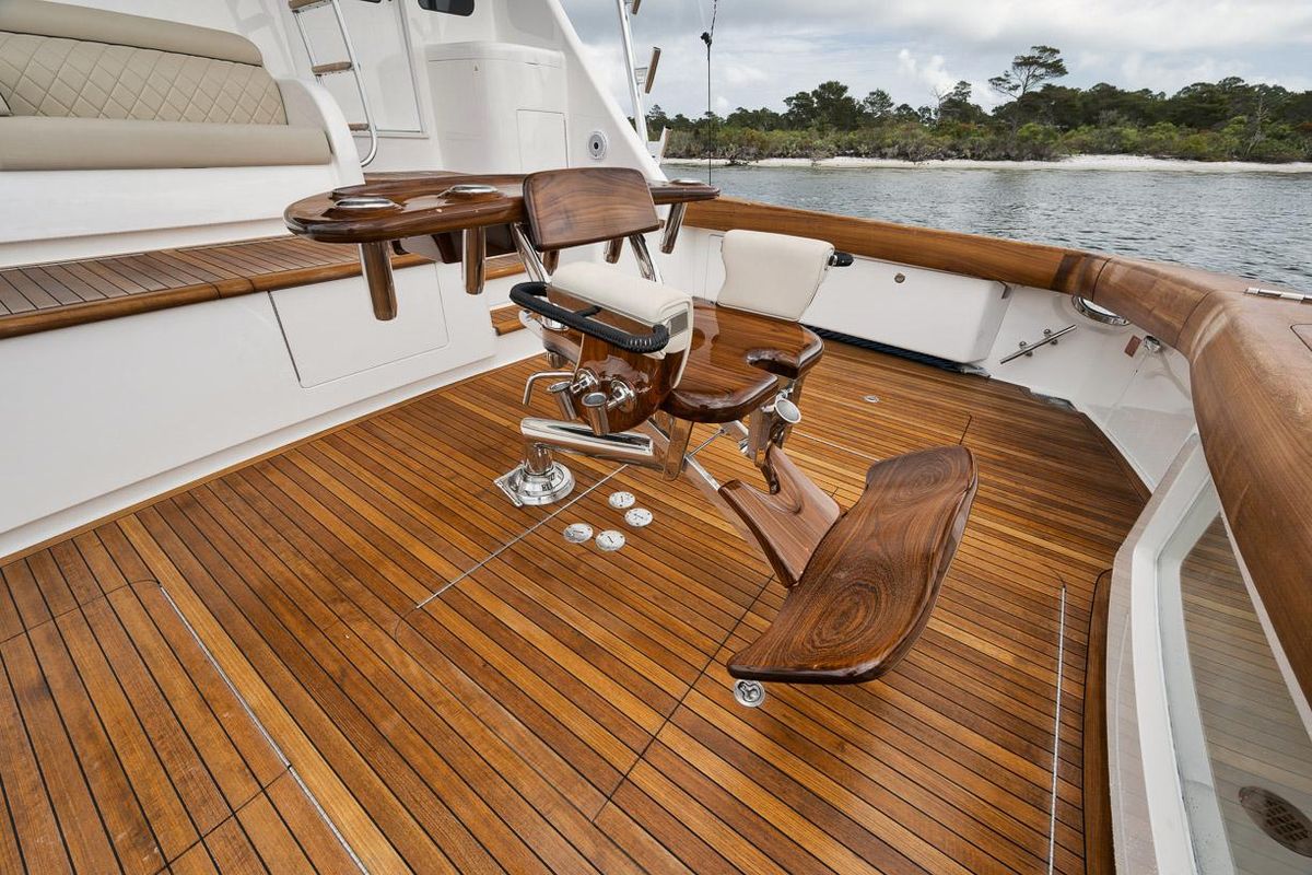 2019 Viking 80 