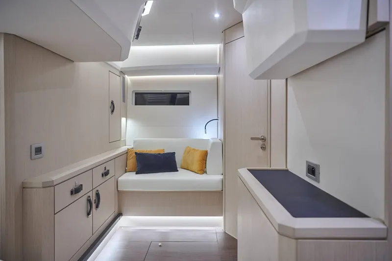 Chase'n Grace Yacht Photos Pics Jeanneau Yachts 60 - Manufacturer's Image