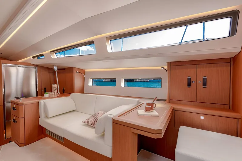 Chase'n Grace Yacht Photos Pics Jeanneau Yachts 60 - Manufacturer's Image