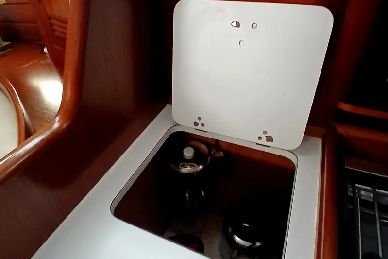 Daydreams II Yacht Photos Pics 