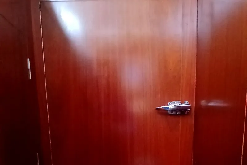 Daydreams II Yacht Photos Pics 