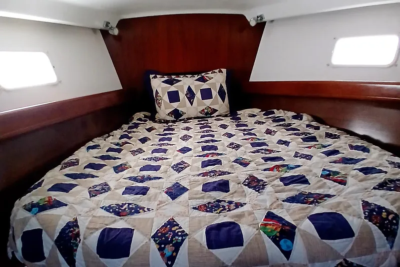 Daydreams II Yacht Photos Pics 