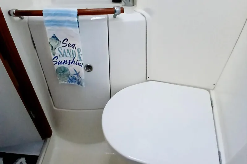 Daydreams II Yacht Photos Pics 