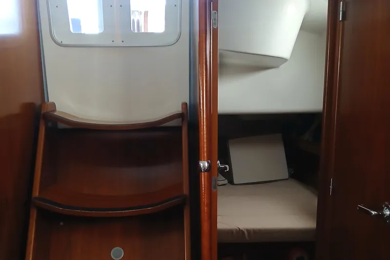 Daydreams II Yacht Photos Pics 