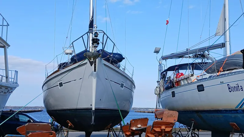 Daydreams II Yacht Photos Pics 