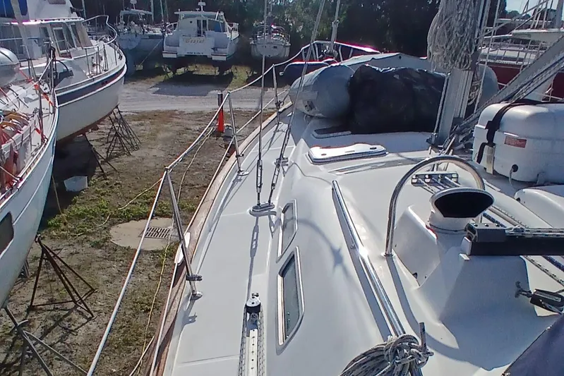 Daydreams II Yacht Photos Pics 