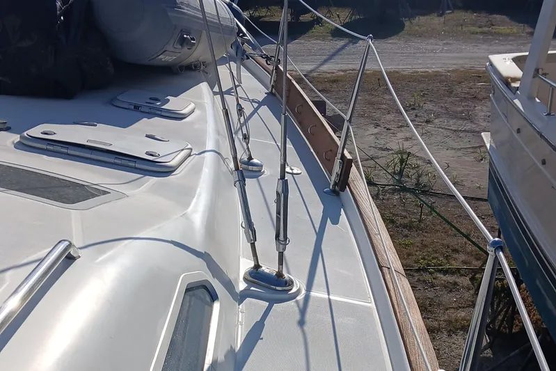 Daydreams II Yacht Photos Pics 