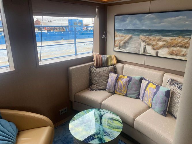 2009 Damen Yachting 123 