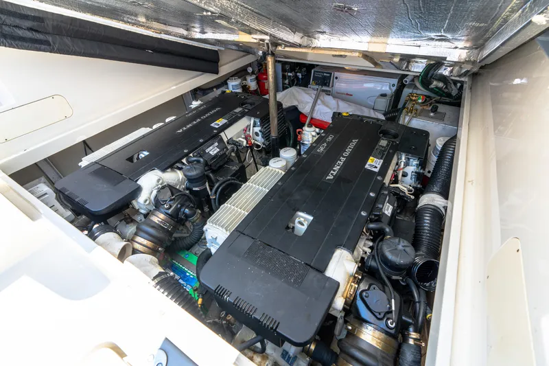 Vivere Yacht Photos Pics Engine compartment of 2015 Hinckley Picnic Boat 37 MKIII with Volvo Penta engines.