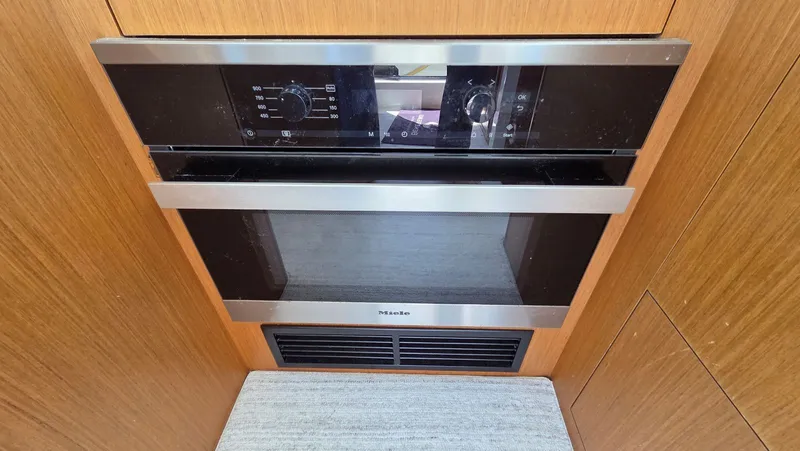 Mary Alyce Yacht Photos Pics 