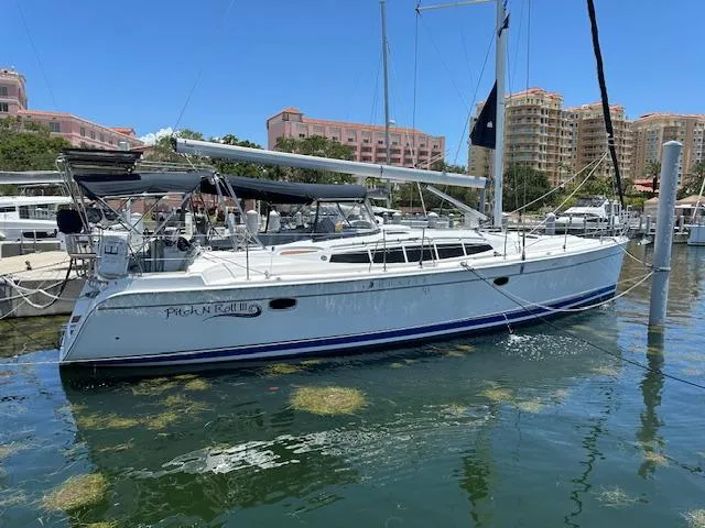 Pitch N Roll III Yacht Photos Pics 