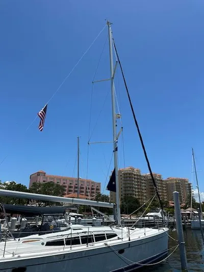 Pitch N Roll III Yacht Photos Pics 