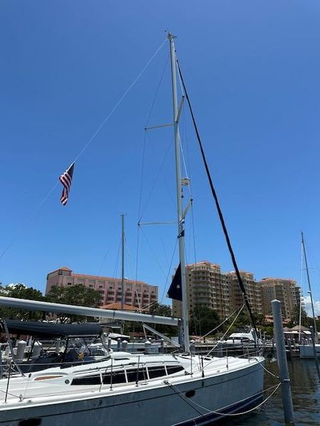 2013 Hunter 50ac