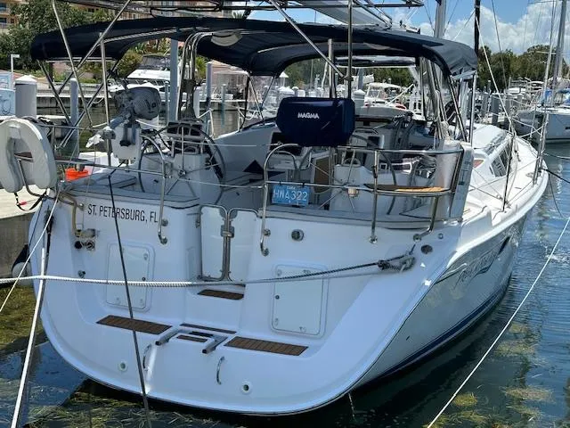 Pitch N Roll III Yacht Photos Pics 