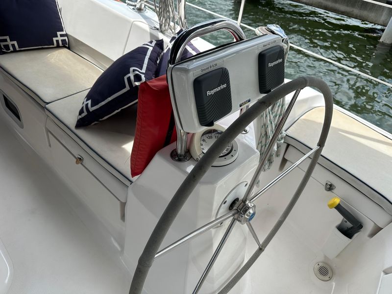 2013 Hunter 50ac