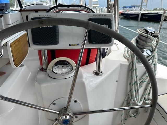 2013 Hunter 50ac