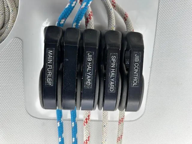 Pitch N Roll III Yacht Photos Pics 