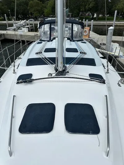 Pitch N Roll III Yacht Photos Pics 