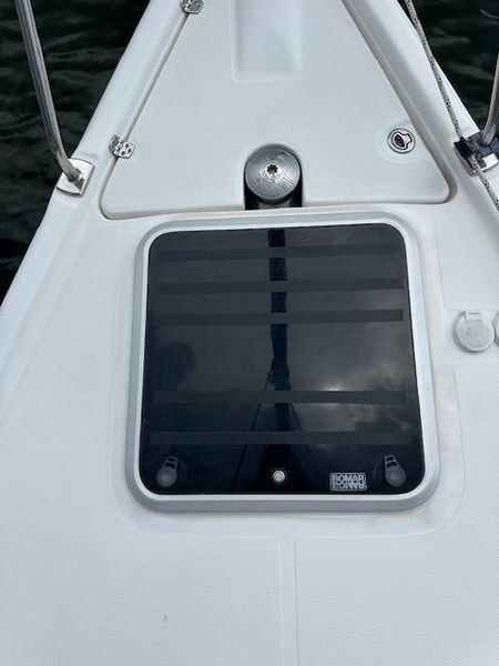 2013 Hunter 50ac