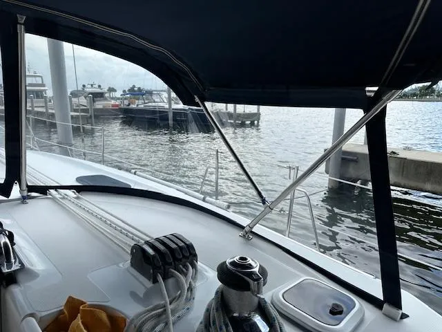 Pitch N Roll III Yacht Photos Pics 