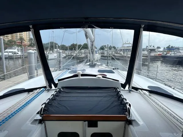 Pitch N Roll III Yacht Photos Pics 