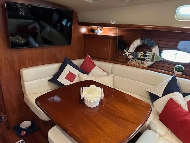 Pitch N Roll III Yacht Photos Pics 