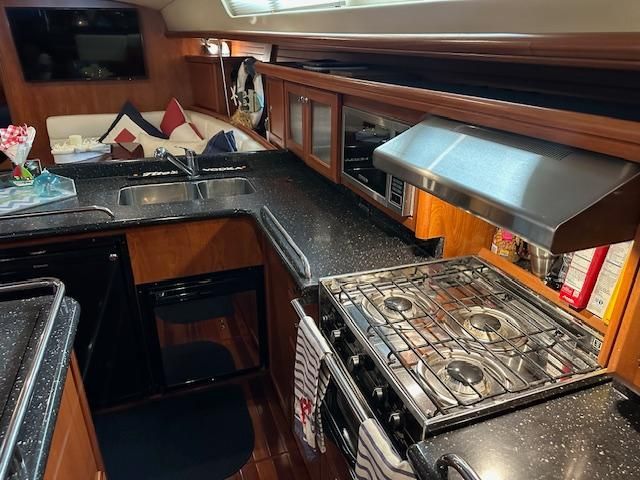 2013 Hunter 50ac