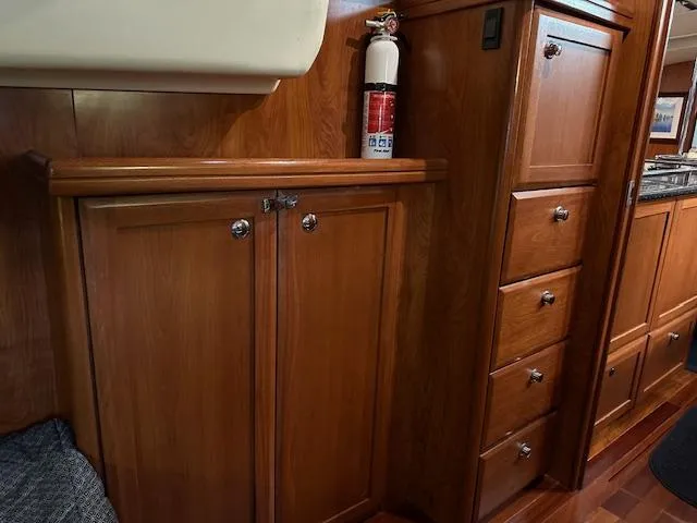 Pitch N Roll III Yacht Photos Pics 