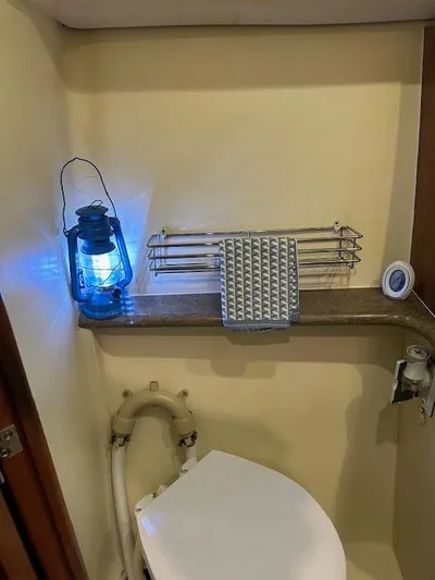 Pitch N Roll III Yacht Photos Pics 