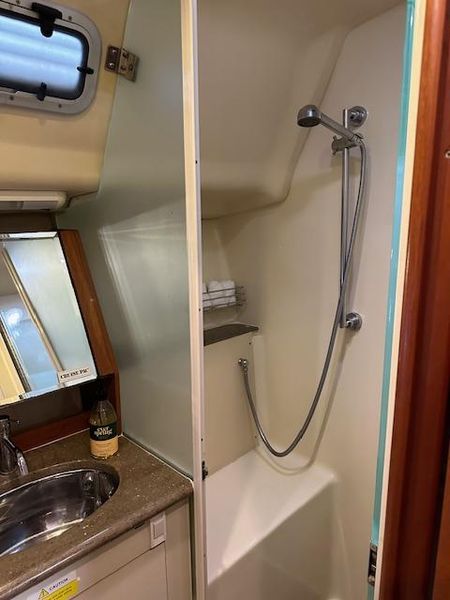 2013 Hunter 50ac