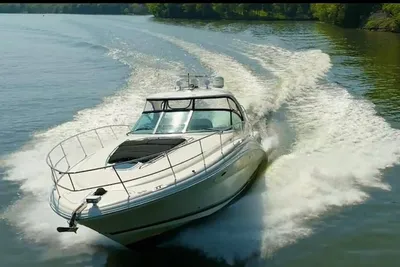 Sea Ray 44 Sundancer