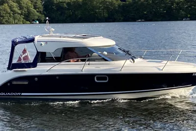 2011 Aquador 23 HT