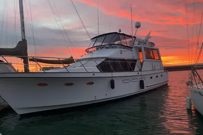 Ocean Alexander Cockpit Motor Yacht