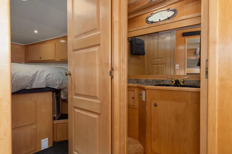 Sea Qual Yacht Photos Pics 