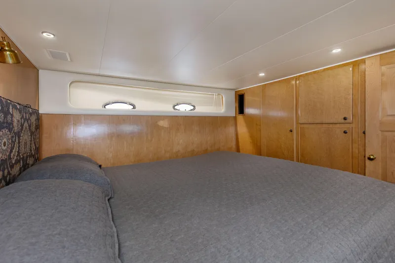 Sea Qual Yacht Photos Pics 