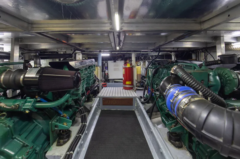 Sea Qual Yacht Photos Pics 