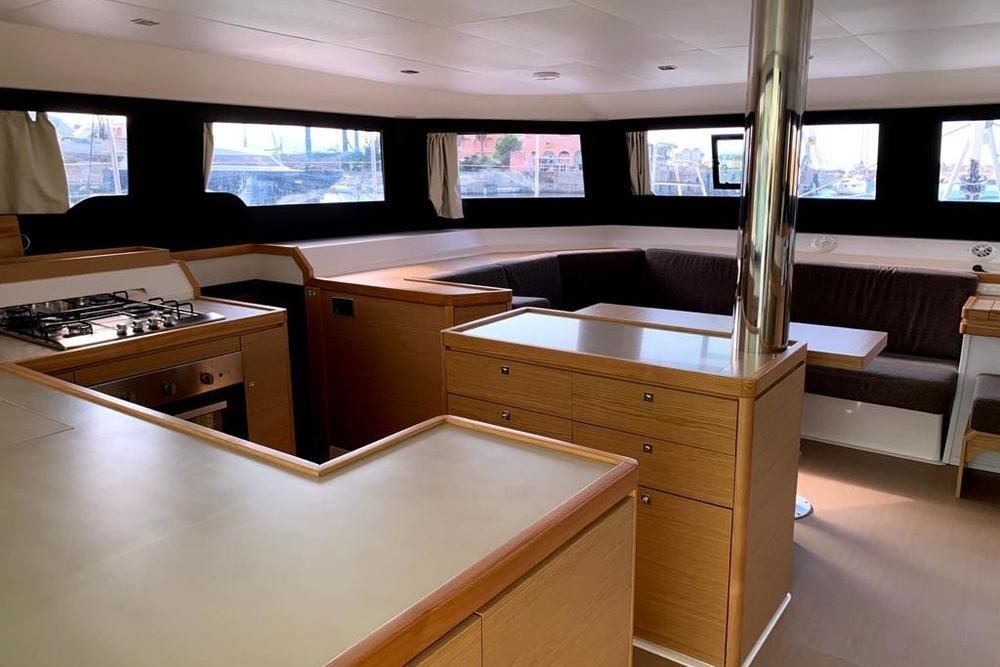 2020 Dufour Catamarans 47 