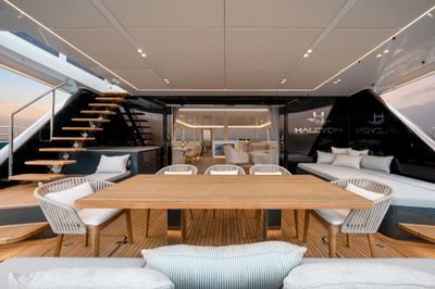 Yacht