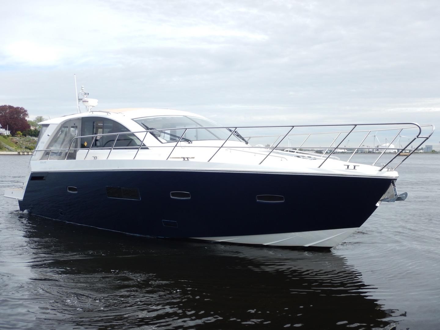 2012 Sealine S450