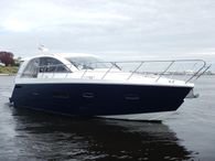 2012 Sealine S450