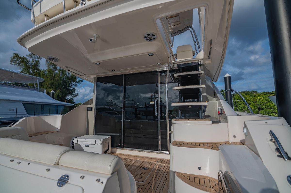 2015 Sea Ray 51 
