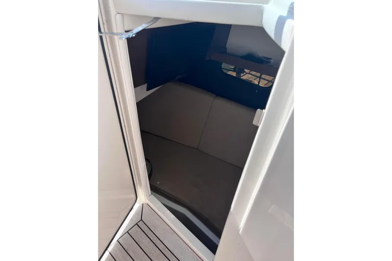  Yacht Photos Pics Interior cabin view of a 2018 Sea Ray SLX 350 boat.