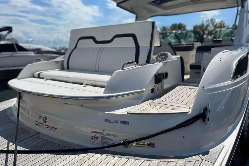  Yacht Photos Pics 2018 Sea Ray SLX 350 boat with sleek design and spacious seating.