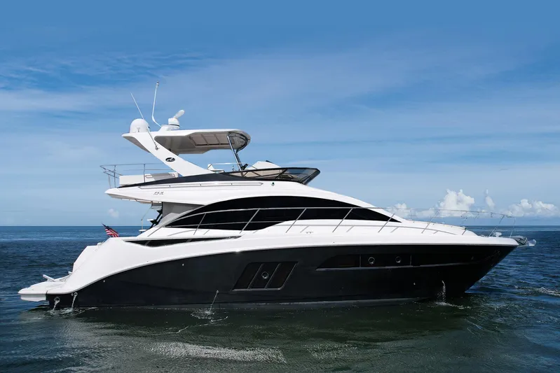Discover Yacht Photos Pics 