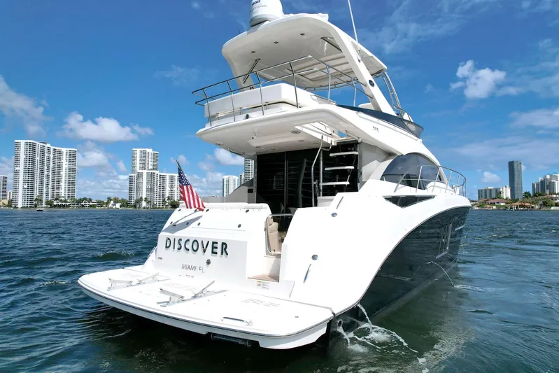 Discover Yacht Photos Pics 