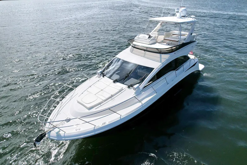 Discover Yacht Photos Pics 