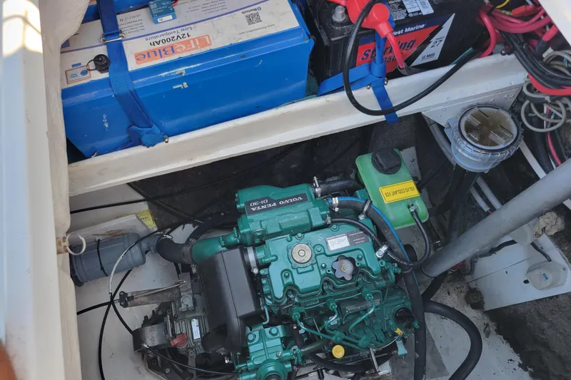  Yacht Photos Pics Engine compartment of 2006 Fountaine Pajot LAVEZZI with Volvo Penta engine and batteries.