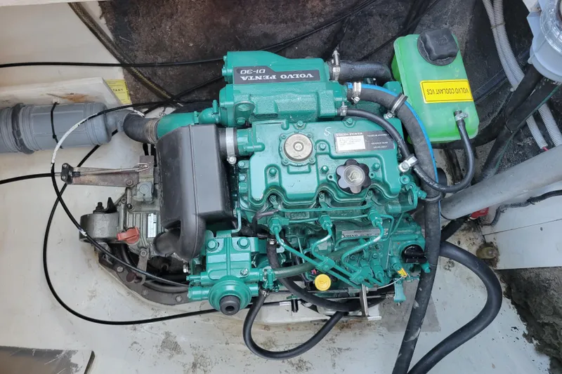  Yacht Photos Pics Volvo Penta engine in a 2006 Fountaine Pajot LAVEZZI catamaran.