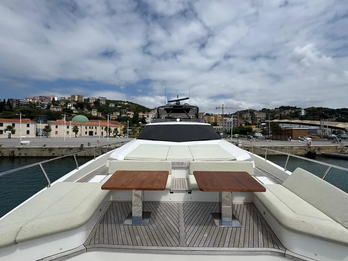 Java Yacht Photos Pics Ferretti Yachts 920 used yacht for sale